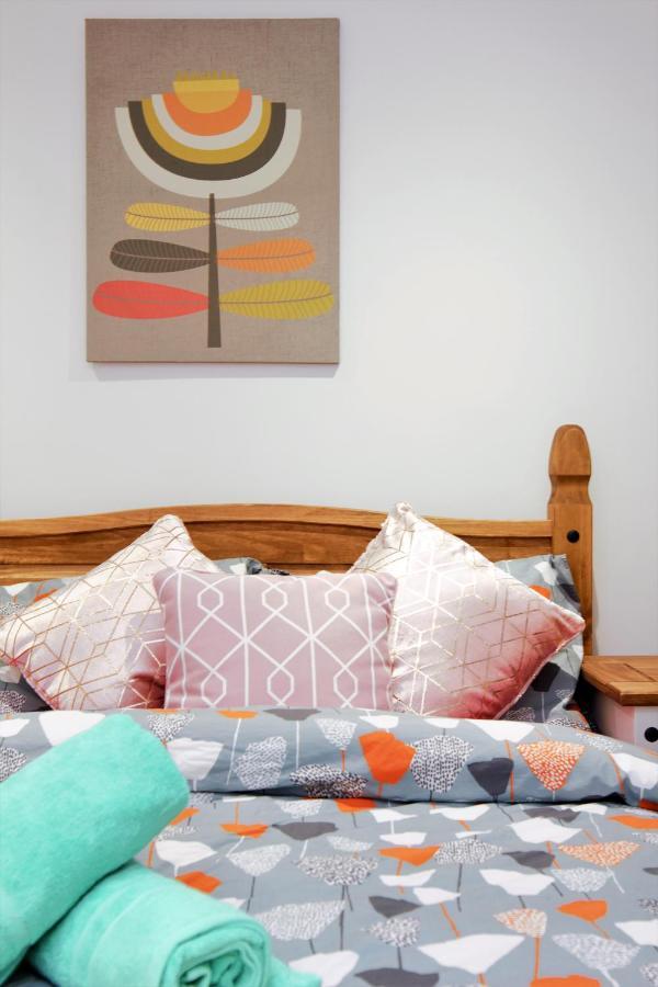 Stylish 2 Bedroom Apartment In The Heart Of Greenwich Londra Esterno foto